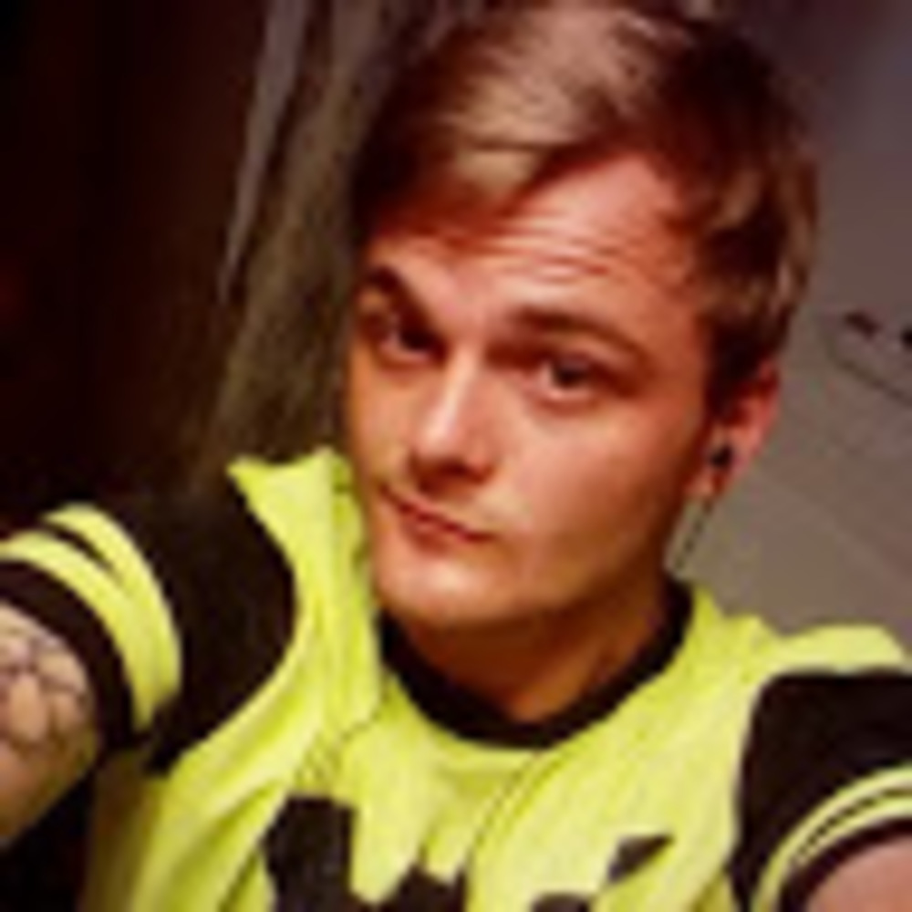 Meet your Posher, Nicholas